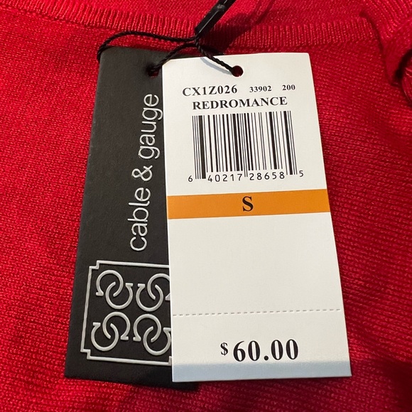 Cable & Gauge Red Knit long Cold Shoulder Sleeves Silver Embellishments - Picture 6 of 9